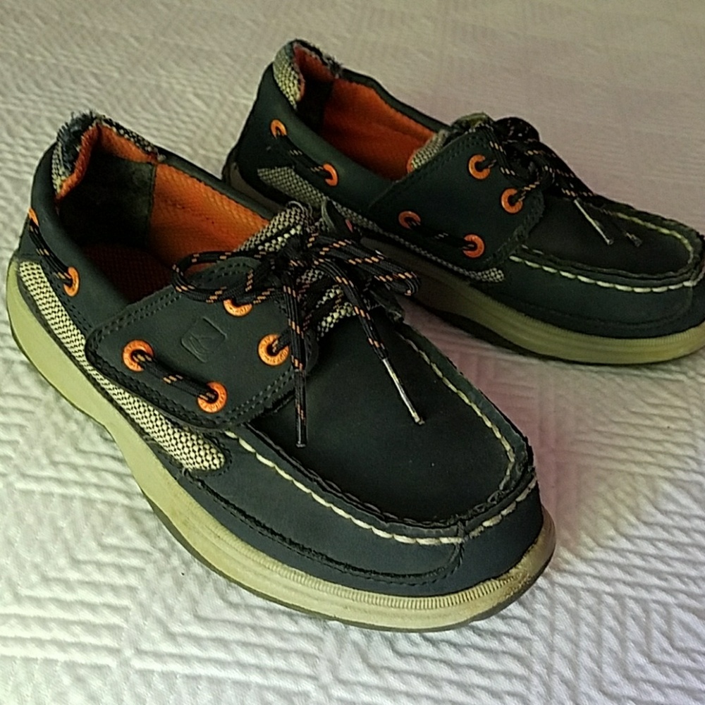 Boys Sperrys